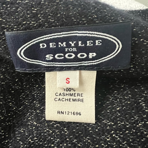 Cashmere cowl neck sweater - Picture 4 of 4